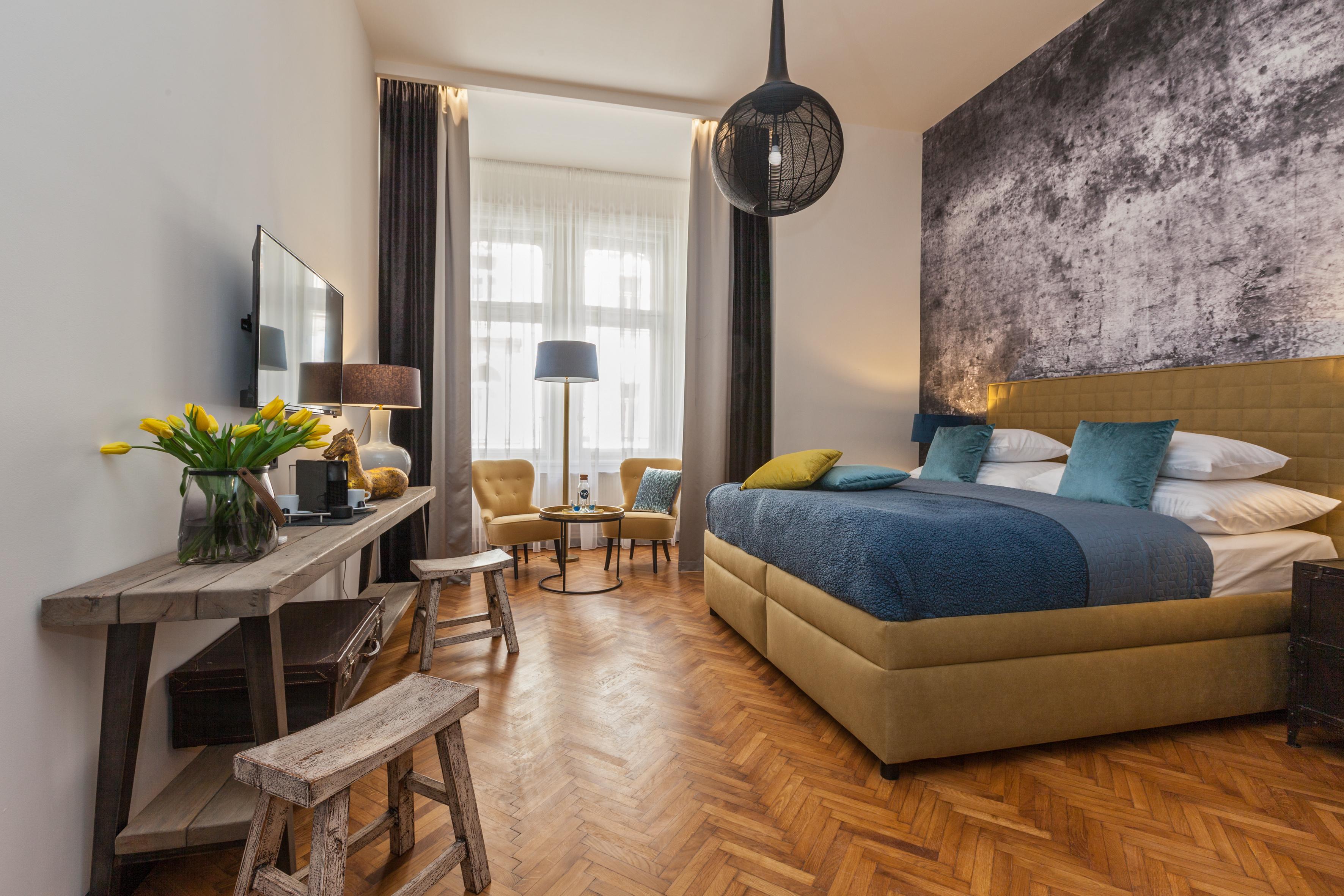 Antik Hotel 4*